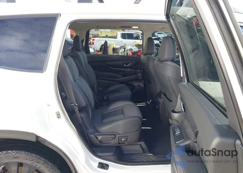 2022 Subaru Ascent Onyx Edition z USA, uszkodzony, nr VIN 4S4WMAJD3N3421668